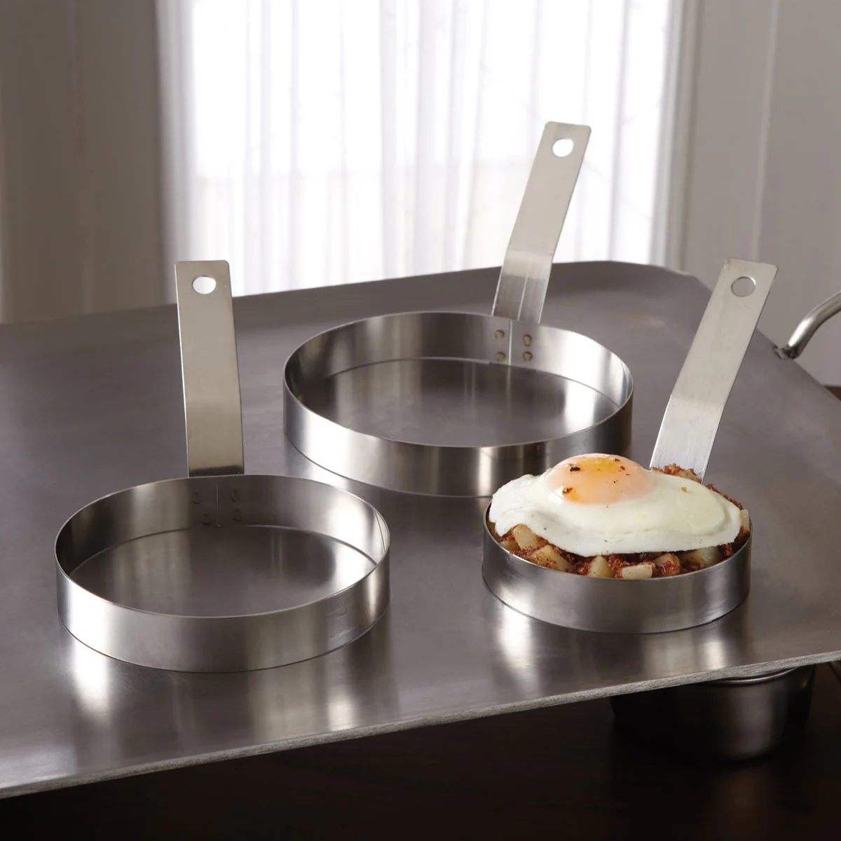 American Metalcraft ER587 Egg Ring, 6" - Image 3