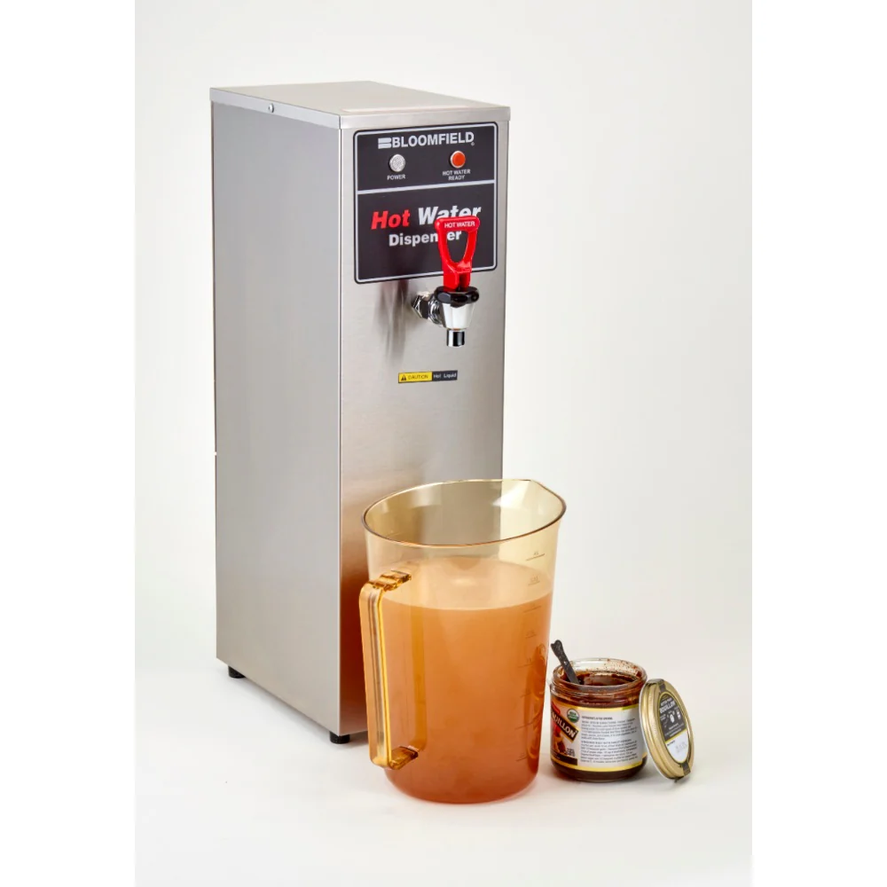 Cambro 400MCH150 High Heat Measuring Cup, Amber, 4 qt. - Image 2