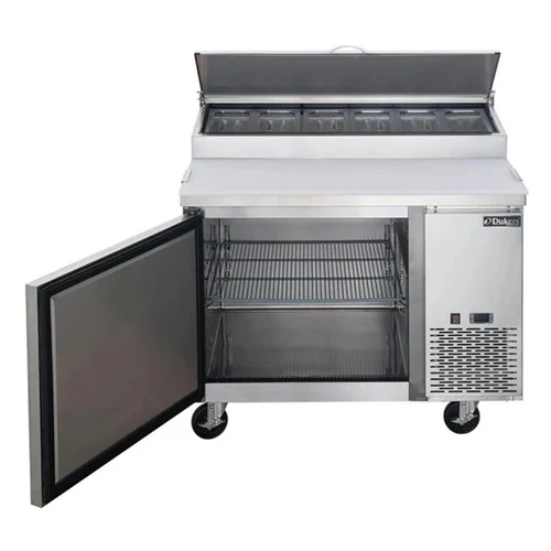 Dukers DPP44-6-S1 Single Door Pizza Prep Table Refrigerator, 44" x 31-1/2" - Image 3