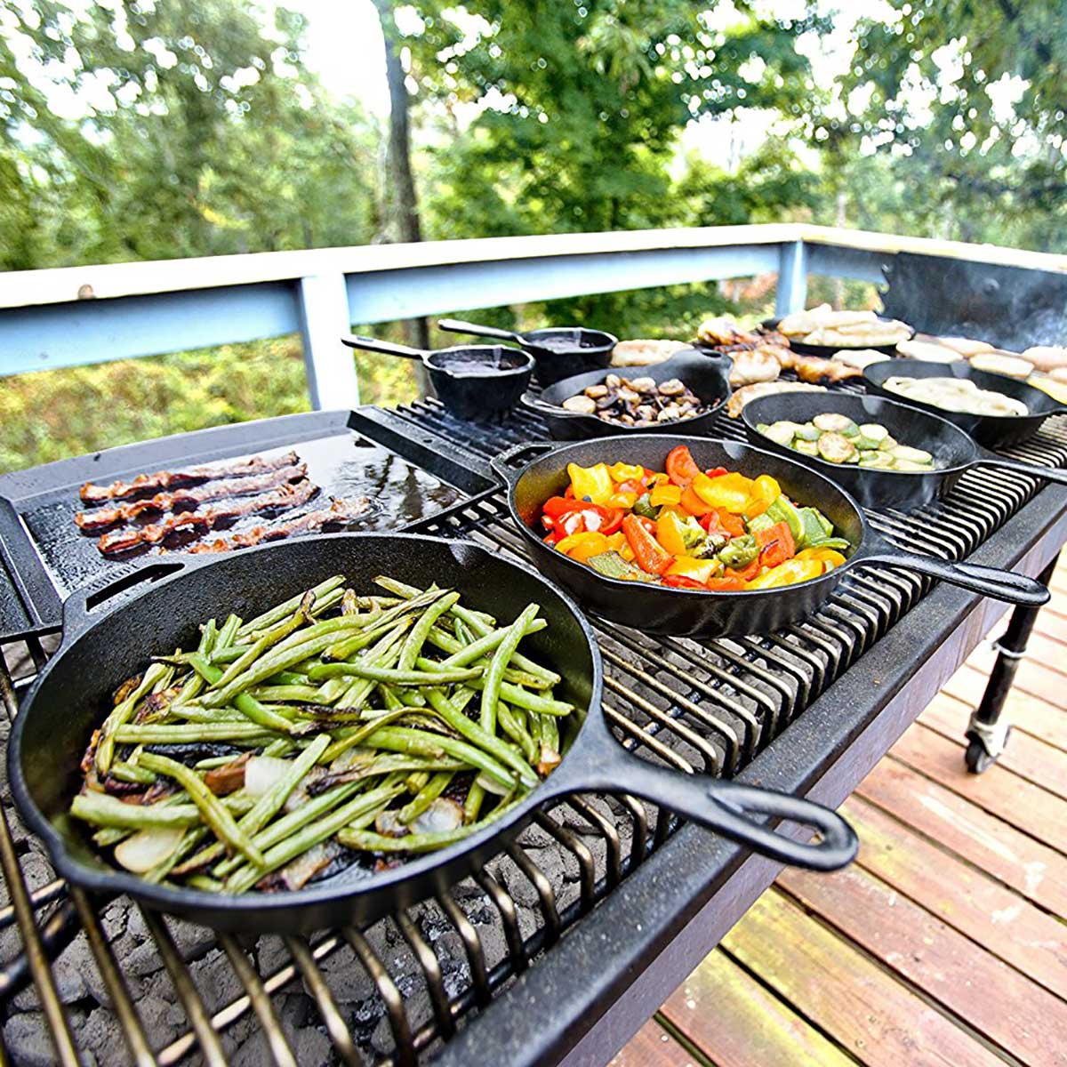 Lodge L12SK3 Cast Iron Skillet, Seasoned, 13-1/4" - Image 3