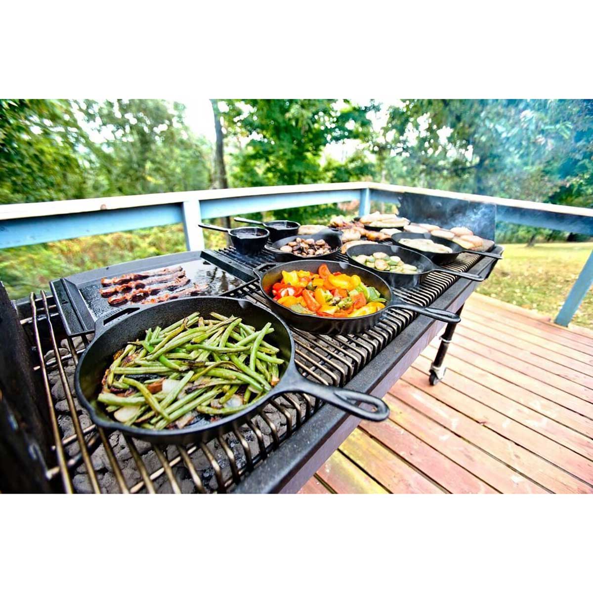 Lodge L8SK3 Cast Iron Skillet, Seasoned, 10" - Image 4