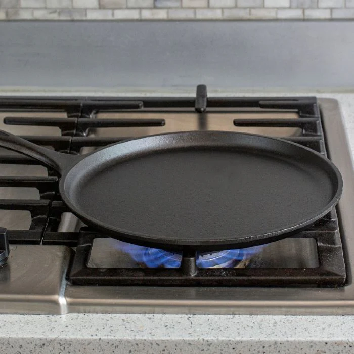 Lodge L9OG3 Round Cast Iron Griddle, Seasoned, 10-1/2" - Image 2