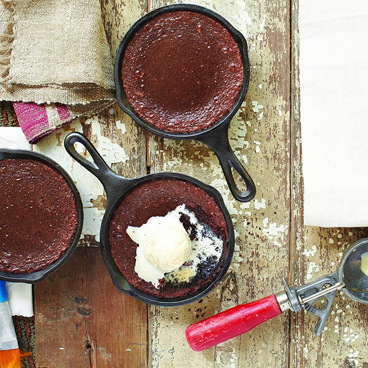 Lodge LMS3 Cast Iron Mini Skillet, Seasoned, 3-1/2" - Image 4