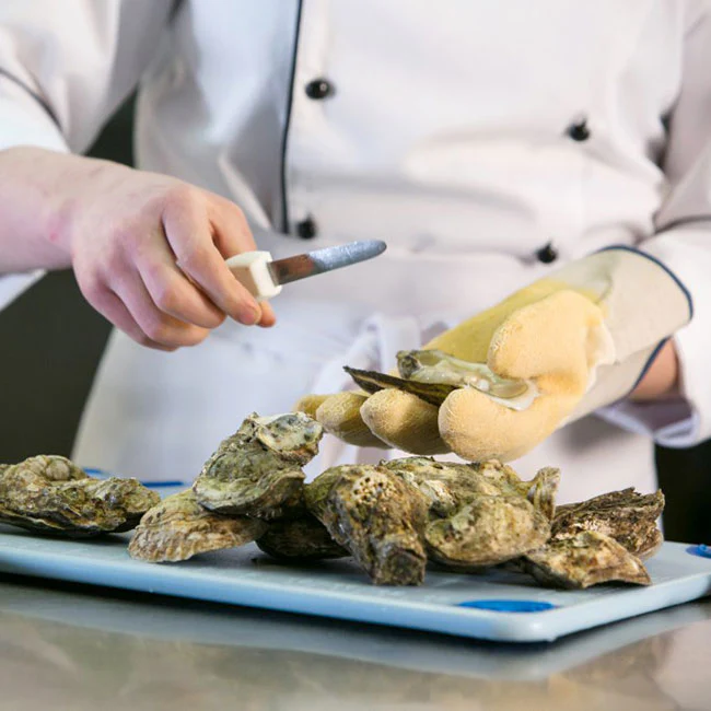 San Jamar 1000 Oyster Shucking Glove, Set of 2 - Image 2