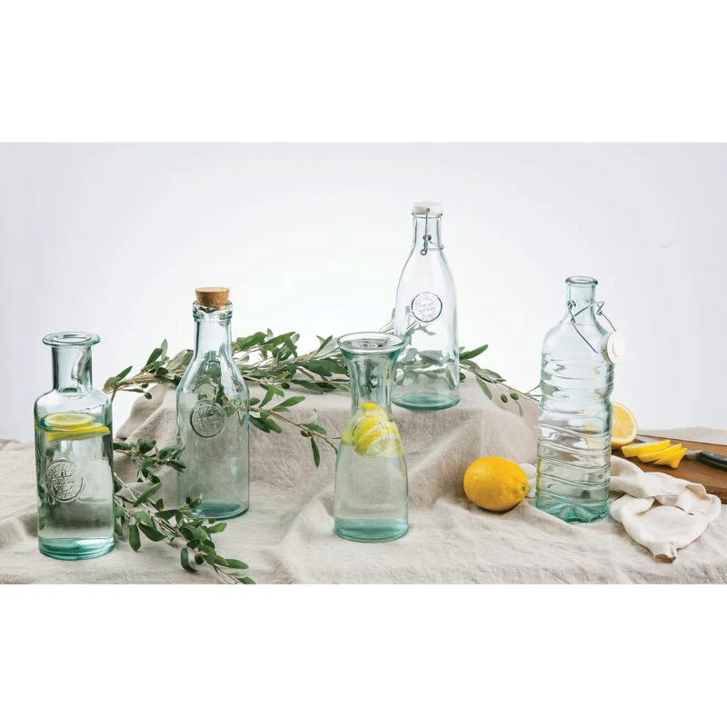 Tablecraft 6620 Authentic Collection Carafe, 28 oz., Each - Image 3