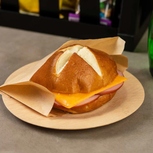 Tablecraft BAMDRP7 Cash & Carry Disposable Plate, 7" dia, 25 per pack - Image 5