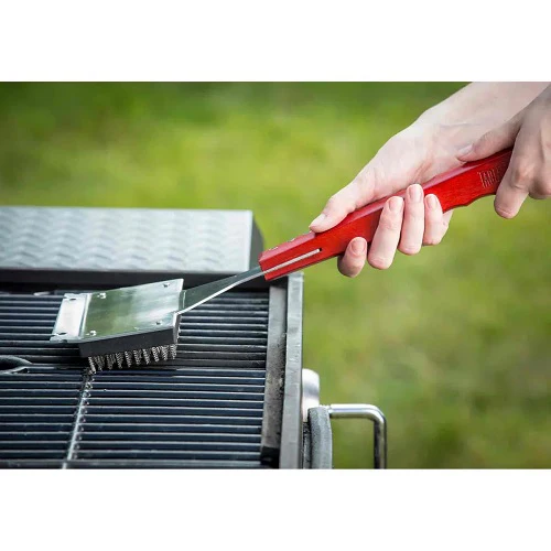 Tablecraft BBQWBR Grill Brush, 18" Heavy Duty Stainless Steel with Wood Handle - Image 3