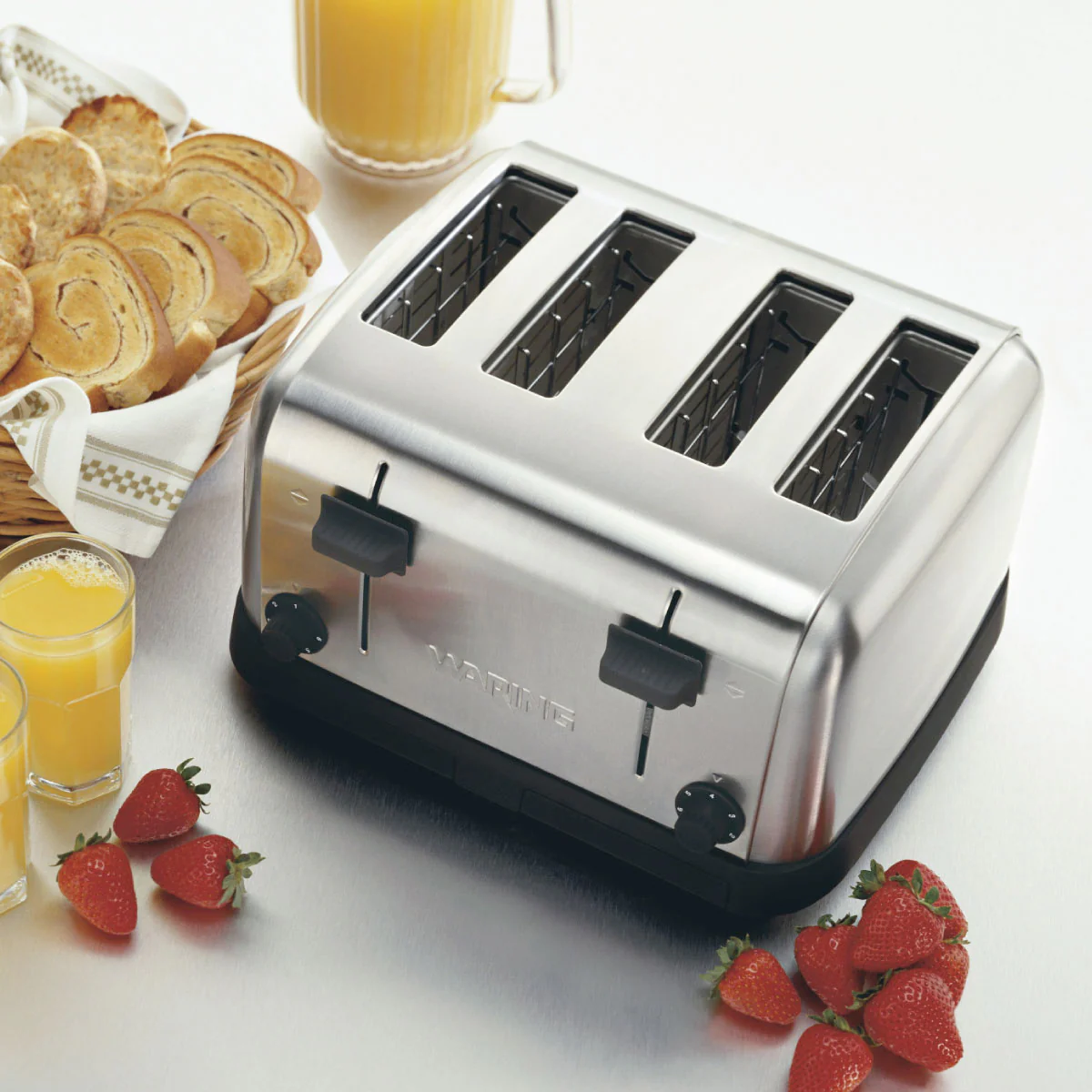 Waring WCT708 Medium Duty 4-Slot Commercial Toaster - Image 4